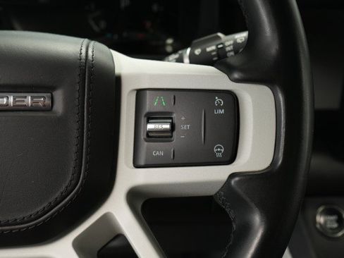 Used 2023 Land Rover Defender 130 X-Dynamic SE AWD/4WD image 35