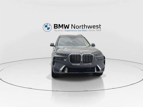 New 2026 BMW X7 xDrive40i w/ Premium Package image 7