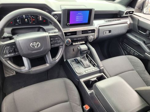 Certified 2025 Toyota Tacoma SR5 image 8