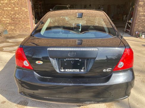 Used 2007 Scion tC image 9