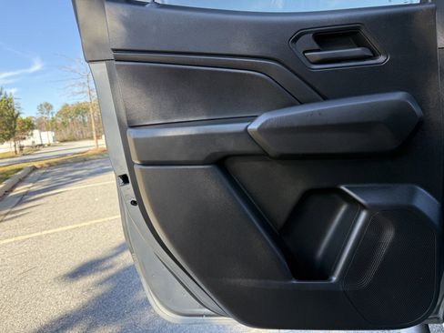 Used 2023 Chevrolet Colorado W/T w/ WT Convenience Package II image 43