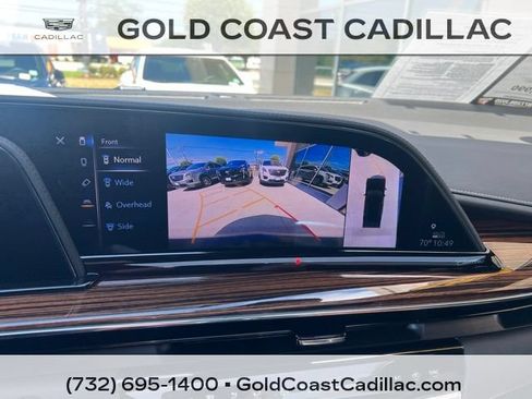 Used 2023 Cadillac Escalade Premium Luxury AWD/4WD image 29
