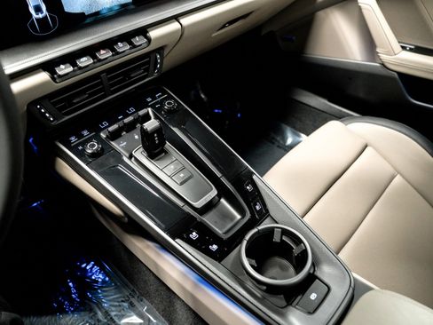 Used 2025 Porsche 911 Carrera image 33