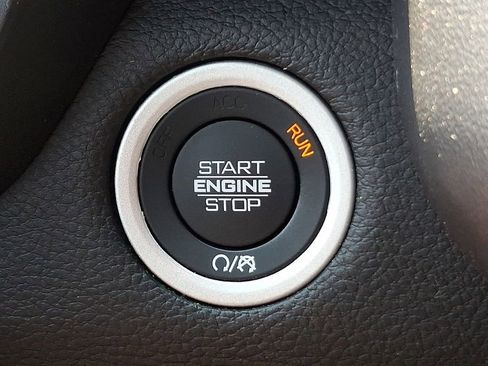 Used 2023 RAM 1500 Big Horn AWD/4WD image 25