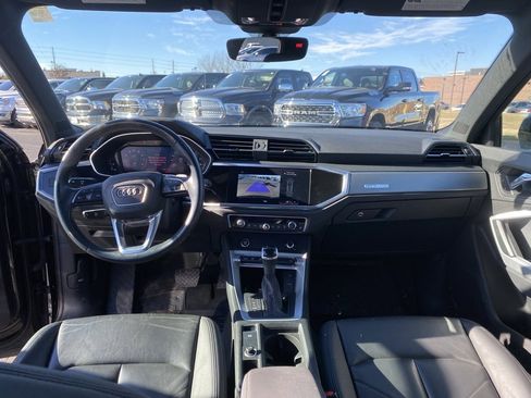 Used 2021 Audi Q3 2.0T Premium w/ Convenience Package image 10