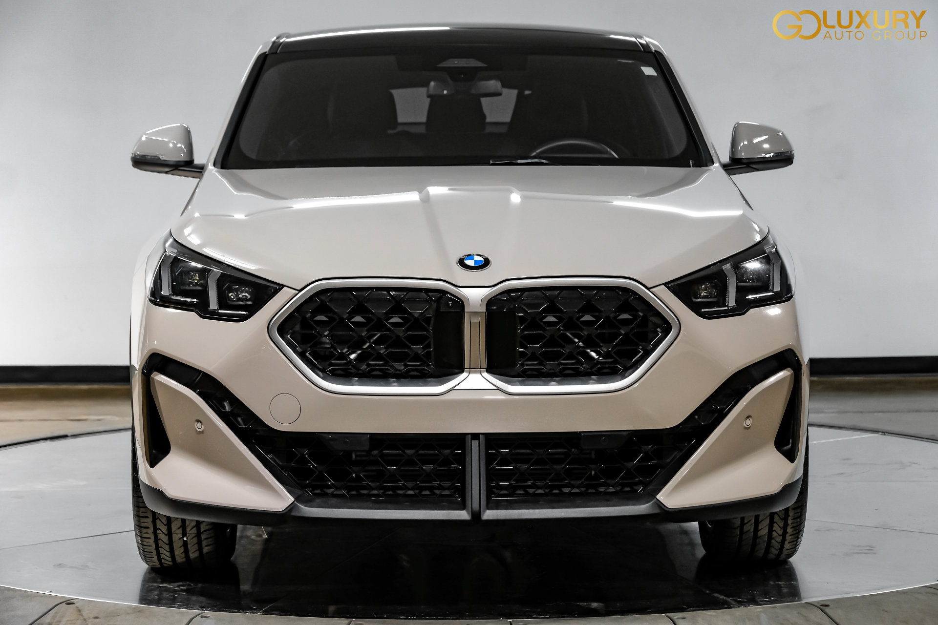 Used 2026 BMW X2 xDrive28i AWD/4WD image 7