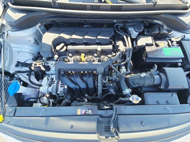 Used 2020 Hyundai Accent SE FWD image 29