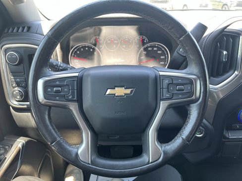 Used 2021 Chevrolet Silverado 1500 LT w/ LPO, Dark Essentials Package RWD image 17