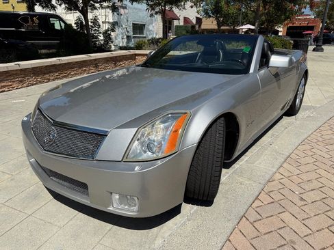 Used 2008 Cadillac XLR image 7