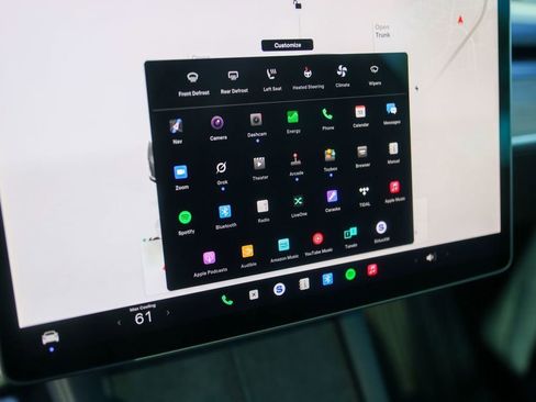 Used 2023 Tesla Model Y Performance image 16