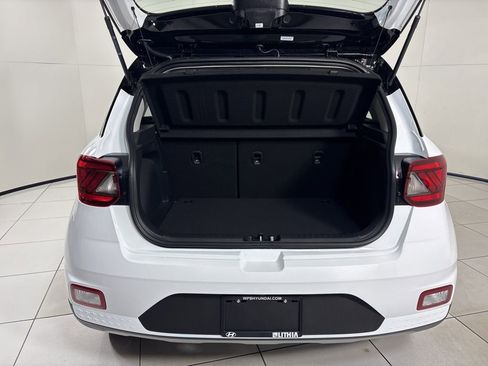 New 2026 Hyundai Venue SEL image 22