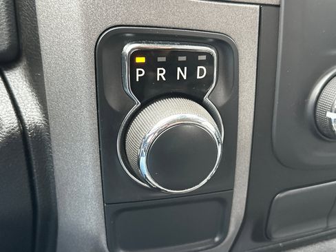 Used 2019 RAM 1500 Tradesman w/ Chrome Appearance Group image 20