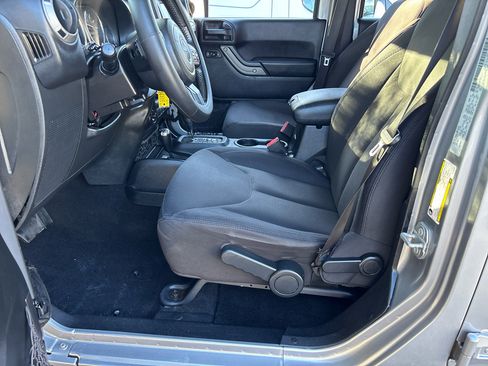 Used 2016 Jeep Wrangler Unlimited Sport w/ Quick Order Package 24S image 10