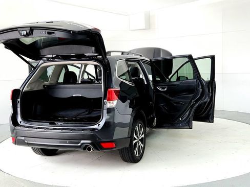 Used 2019 Subaru Forester Limited AWD/4WD image 11