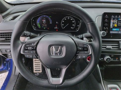 Used 2022 Honda Accord Sport image 9