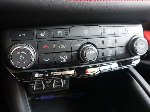 New 2024 Dodge Durango GT RWD image 13