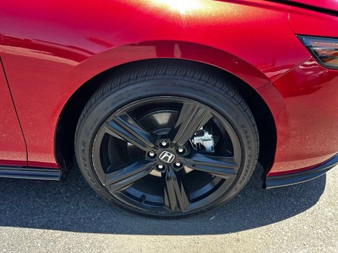 Used 2023 Honda Accord Sport image 12