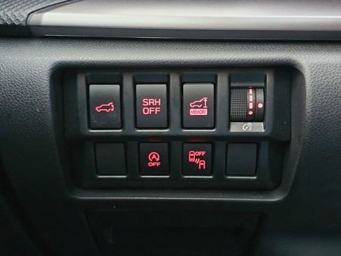 Used 2024 Subaru Forester Premium image 36