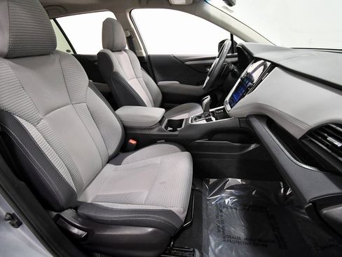 Used 2022 Subaru Outback Premium image 19