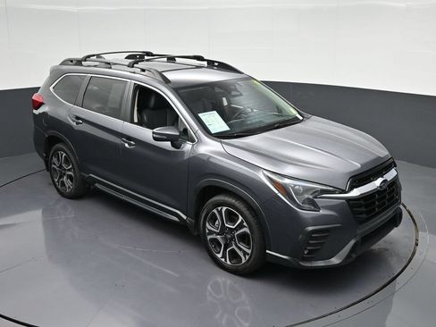 Used 2023 Subaru Ascent Limited AWD/4WD image 25