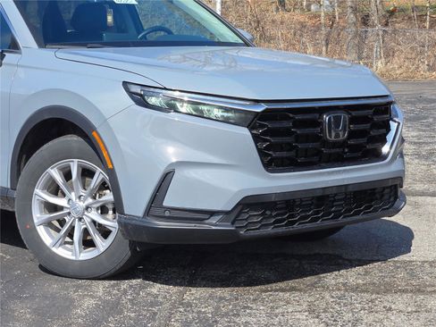 Used 2025 Honda CR-V EX-L image 2