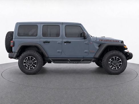 Used 2025 Jeep Wrangler Unlimited Rubicon w/ XTREMEE 35" Tire Package AWD/4WD image 2