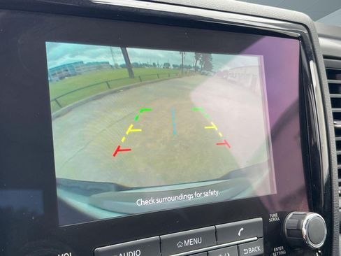 Used 2024 Nissan Frontier S w/ Technology Package image 25