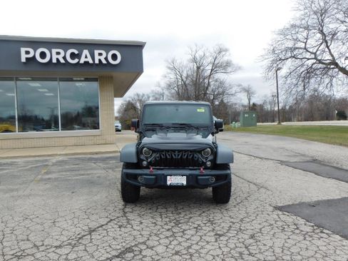 Used 2016 Jeep Wrangler Unlimited Rubicon image 11