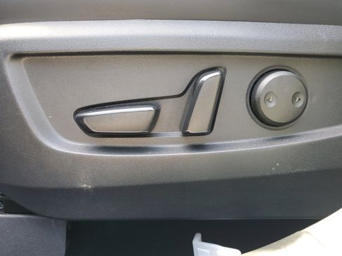 Used 2024 INFINITI QX50 Pure image 10