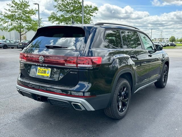New 2026 Volkswagen Atlas Peak Edition AWD/4WD image 4