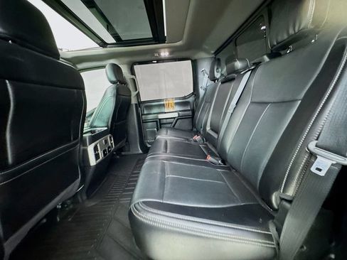 Used 2018 Ford F150 Lariat RWD image 32