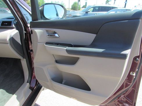 Used 2014 Honda Odyssey EX image 22