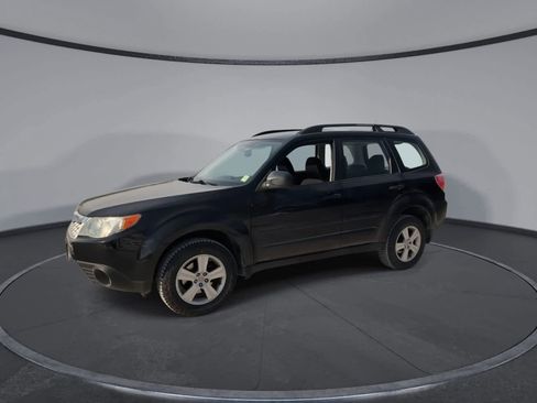 Used 2011 Subaru Forester 2.5X w/ Alloy Wheel Value Pkg image 4