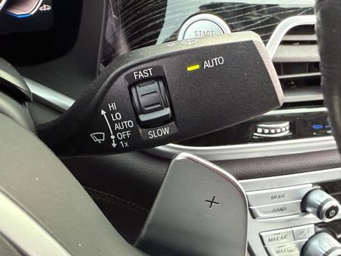 Used 2022 BMW 750i xDrive w/ Autobahn Package image 53