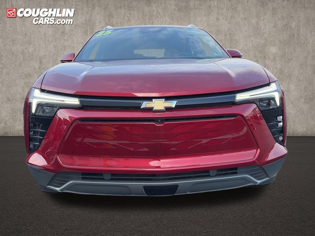 New 2025 Chevrolet Blazer EV LT AWD/4WD image 2