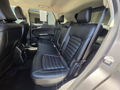 Used 2024 Ford Edge SEL AWD/4WD image 14