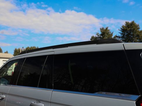 Certified 2025 Ford Expedition Active image 35