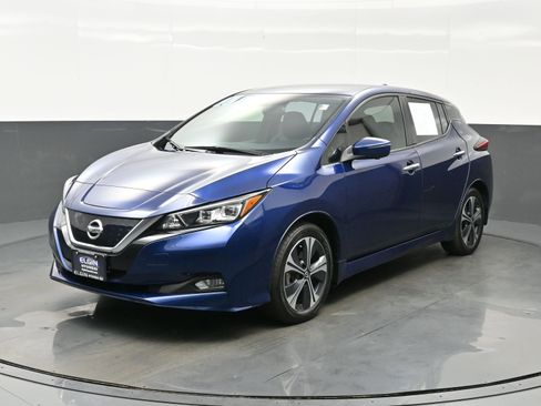 Used 2022 Nissan Leaf SL Plus image 2