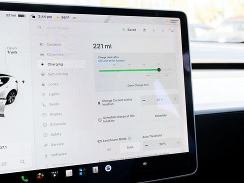 Used 2020 Tesla Model Y Long Range AWD/4WD image 24