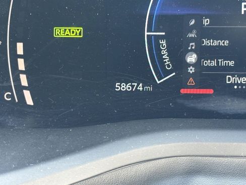 Used 2025 Toyota Camry SE FWD image 14