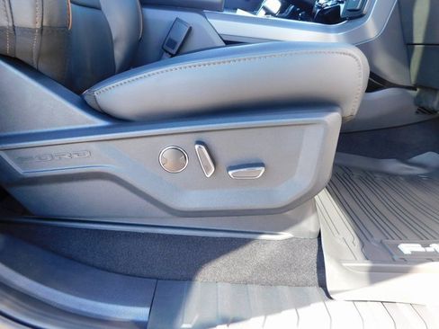 New 2025 Ford F150 Lariat w/ Equipment Group 502A High image 22