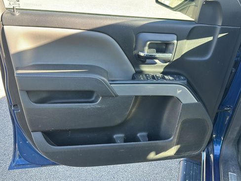 Used 2017 Chevrolet Silverado 1500 LT w/ All Star Edition AWD/4WD image 9
