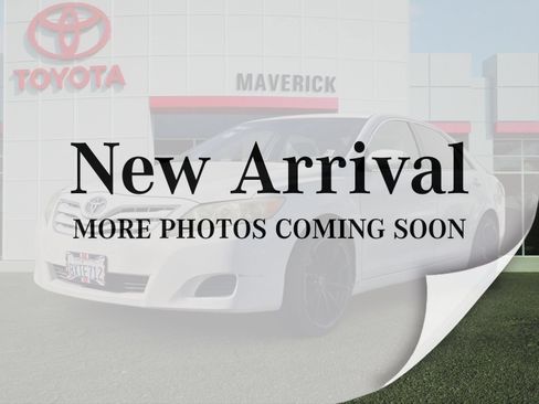Used 2011 Toyota Camry LE FWD image 1