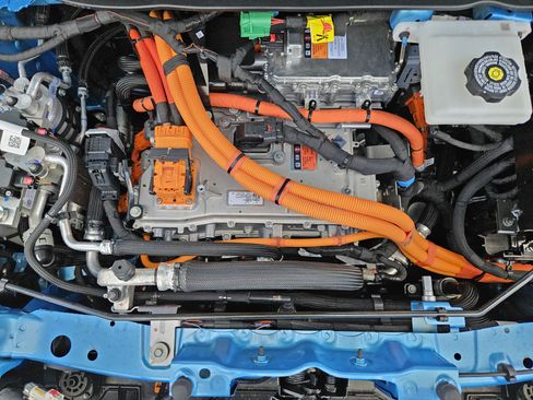 New 2027 Chevrolet Bolt RS w/ Technology Package FWD image 25