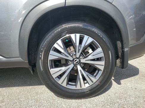 Certified 2023 Nissan Rogue SV image 31