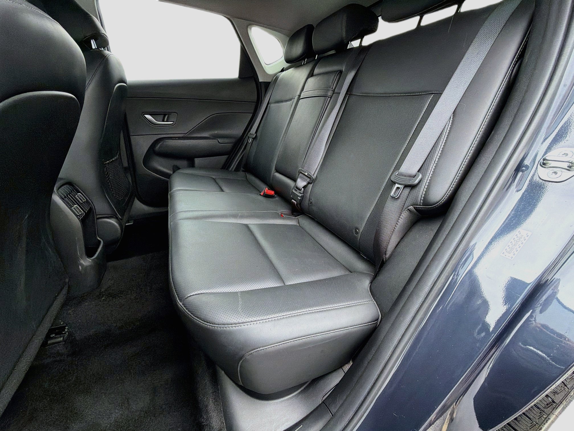 Used 2024 Hyundai Kona Limited FWD image 21