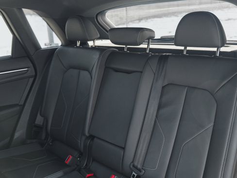 Used 2023 Audi Q3 2.0T Premium Plus w/ Premium Plus Package image 25