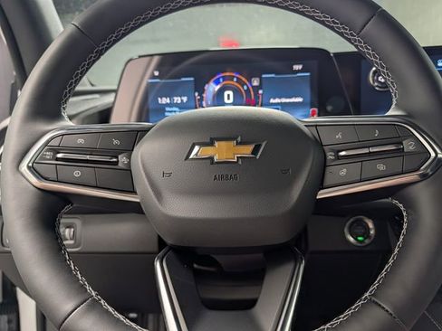 New 2026 Chevrolet Traverse LT image 18