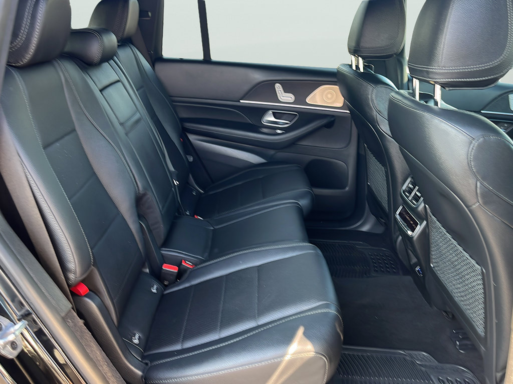 Used 2024 Mercedes-Benz GLS 450 4MATIC image 19