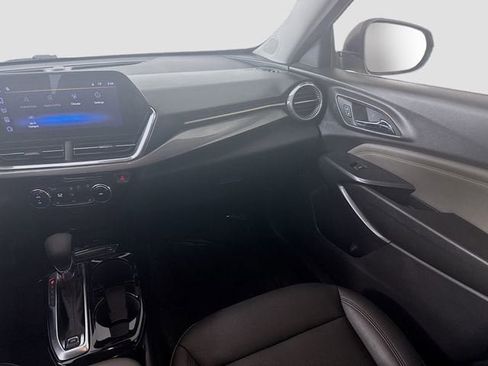 Used 2024 Chevrolet Trax ACTIV FWD image 21
